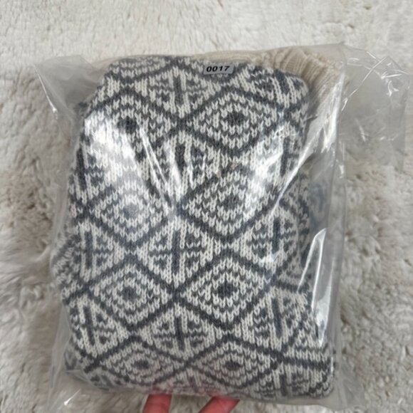 Vintage 100% Wool Danish Design Turtleneck Snowflake Sweater Women's Small - Picture 11 of 11